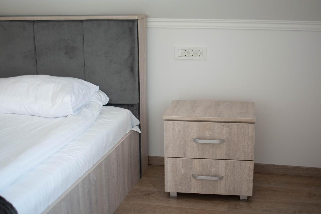 Casa Abiiani Hotel Oradea Ngoại thất bức ảnh