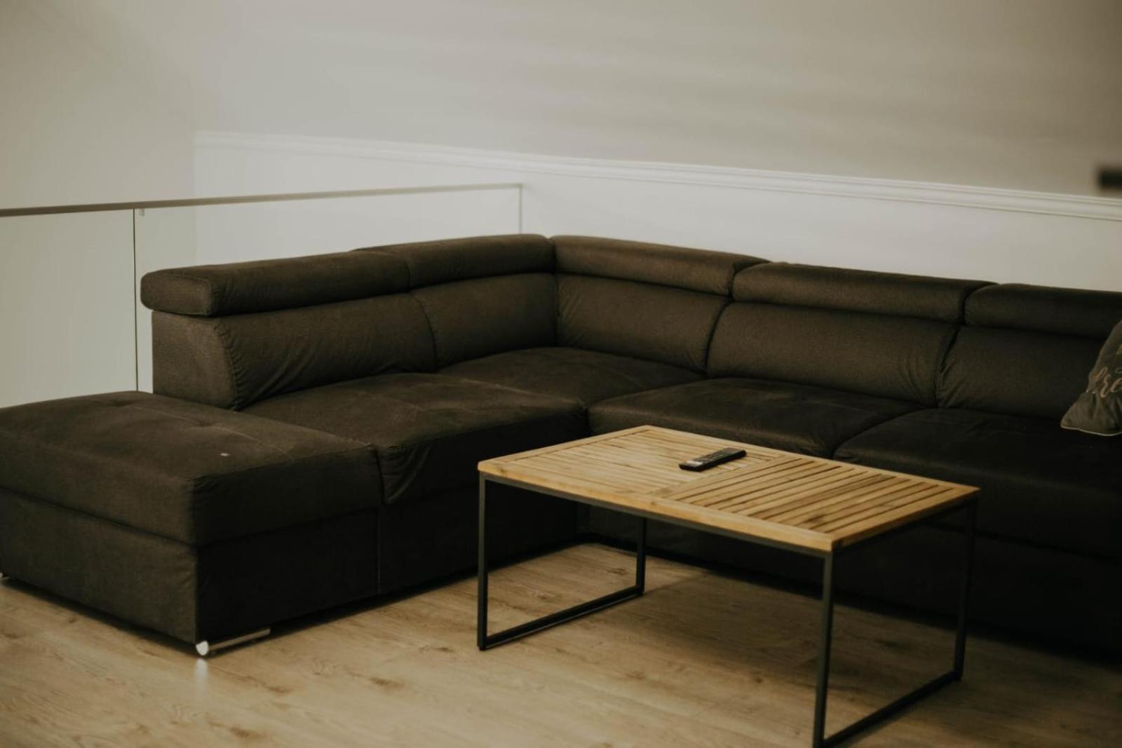 Casa Abiiani Hotel Oradea Ngoại thất bức ảnh