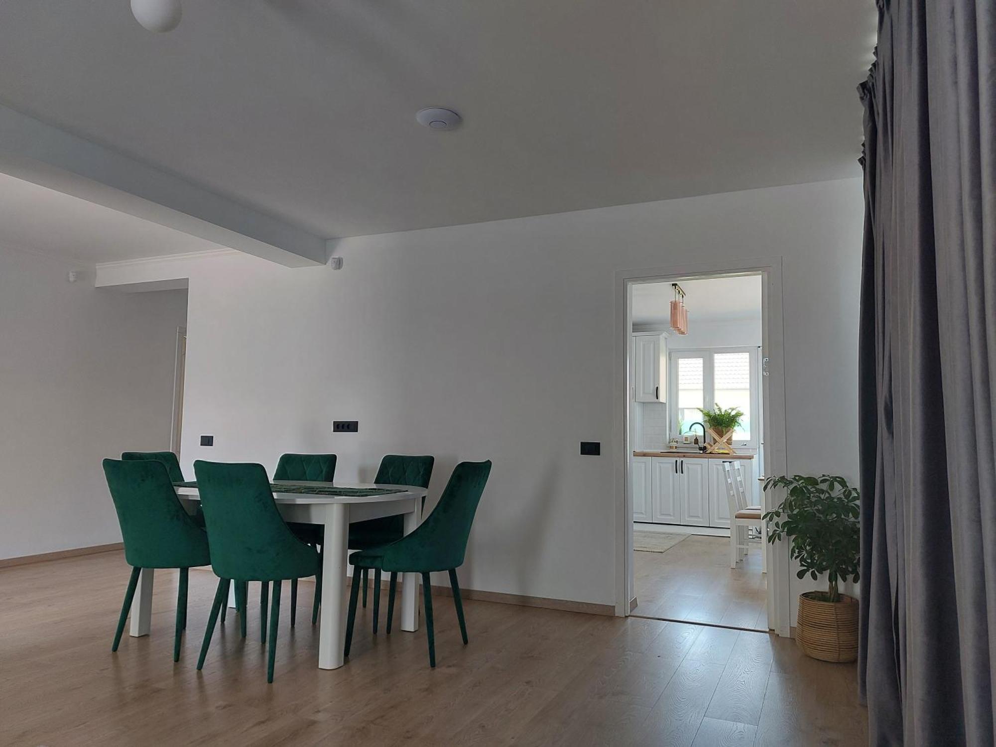 Casa Abiiani Hotel Oradea Ngoại thất bức ảnh