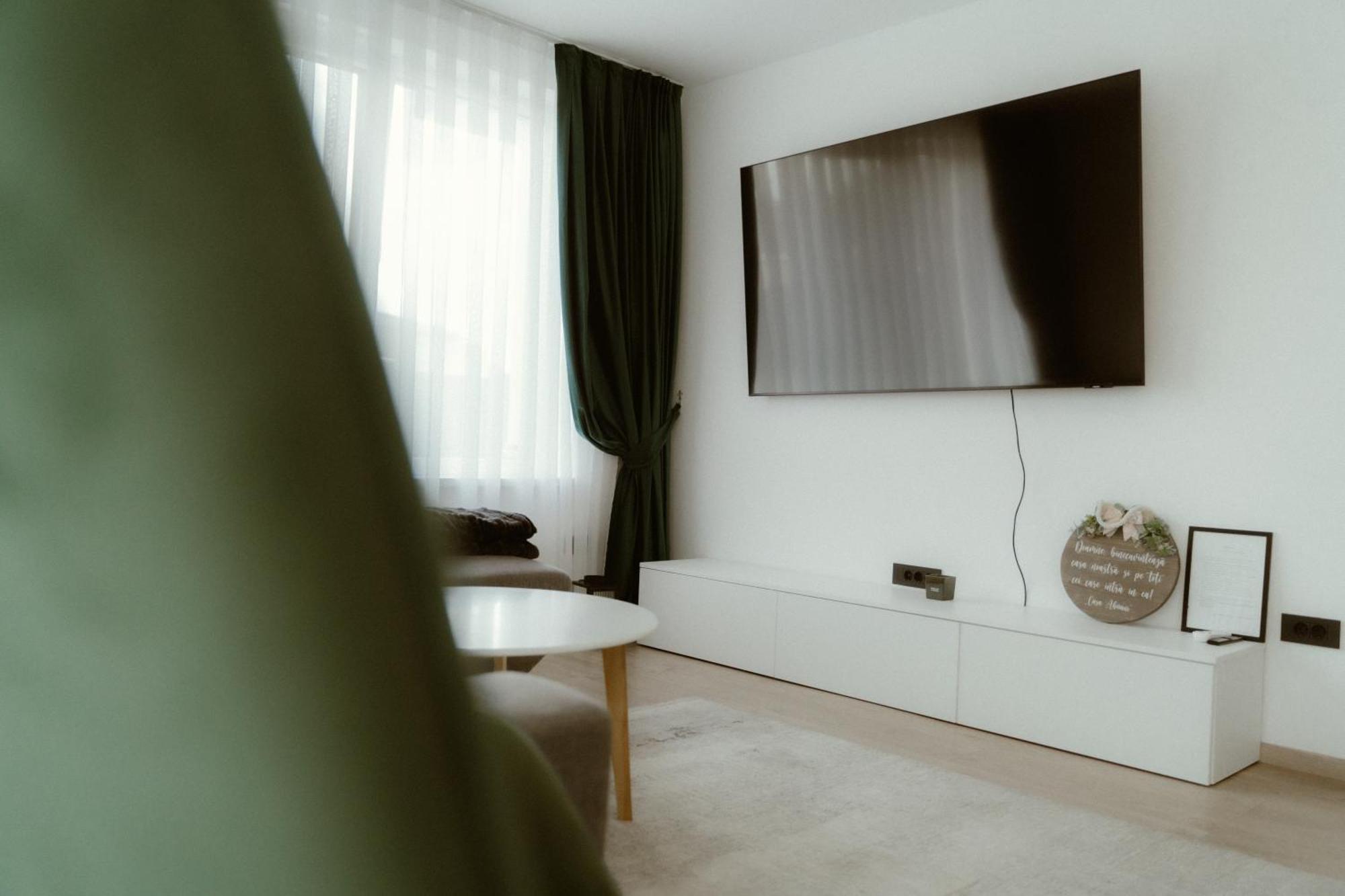 Casa Abiiani Hotel Oradea Ngoại thất bức ảnh
